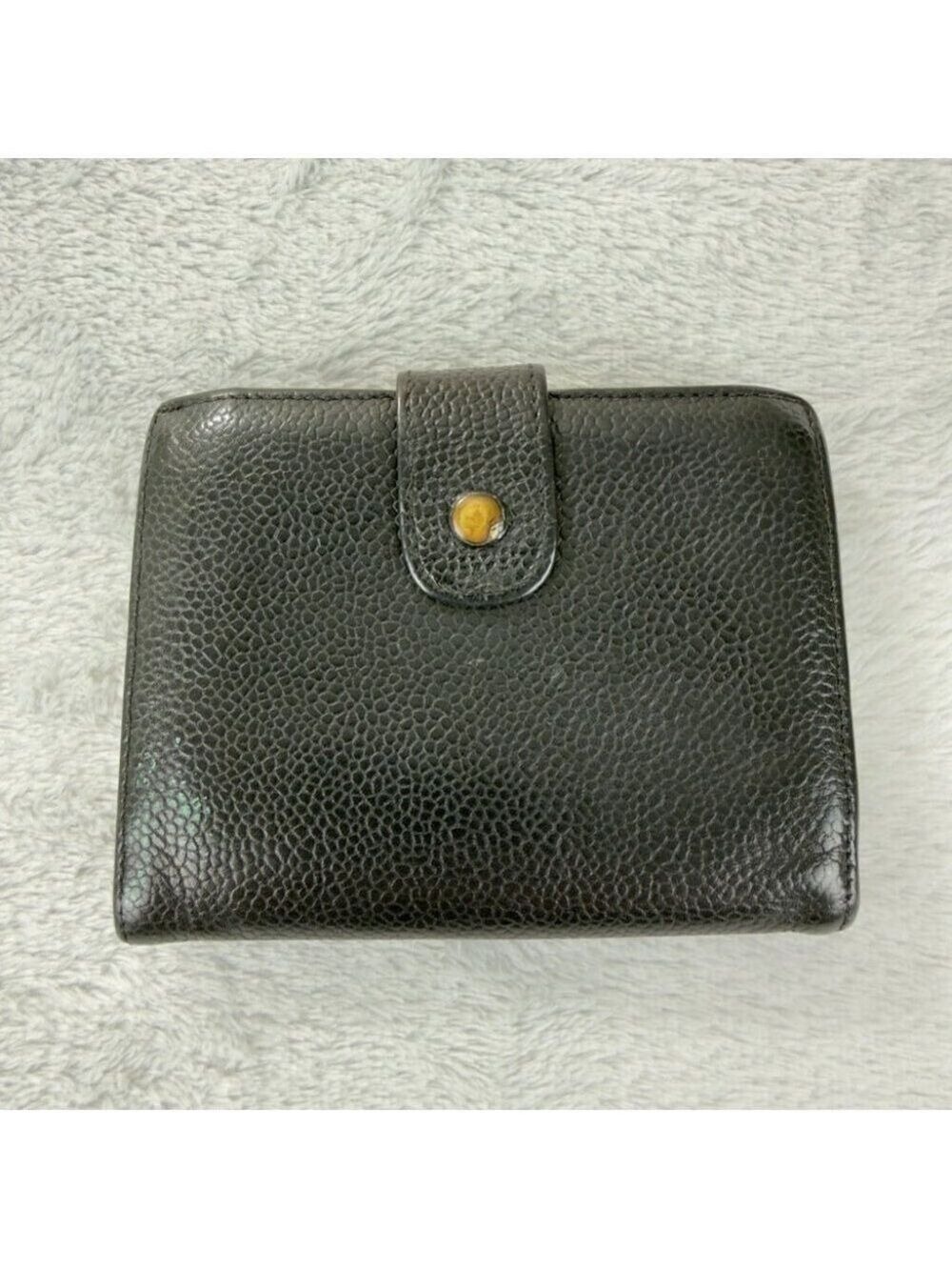 Chanel Black Grained Calfskin CC Logo Bifold Wallet - Picture 11 of 16